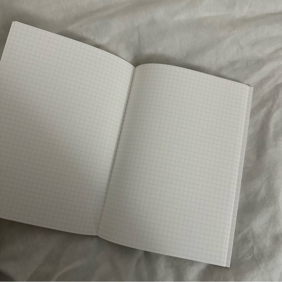 Continue+ Notebook Japan - Picture 3 of 3